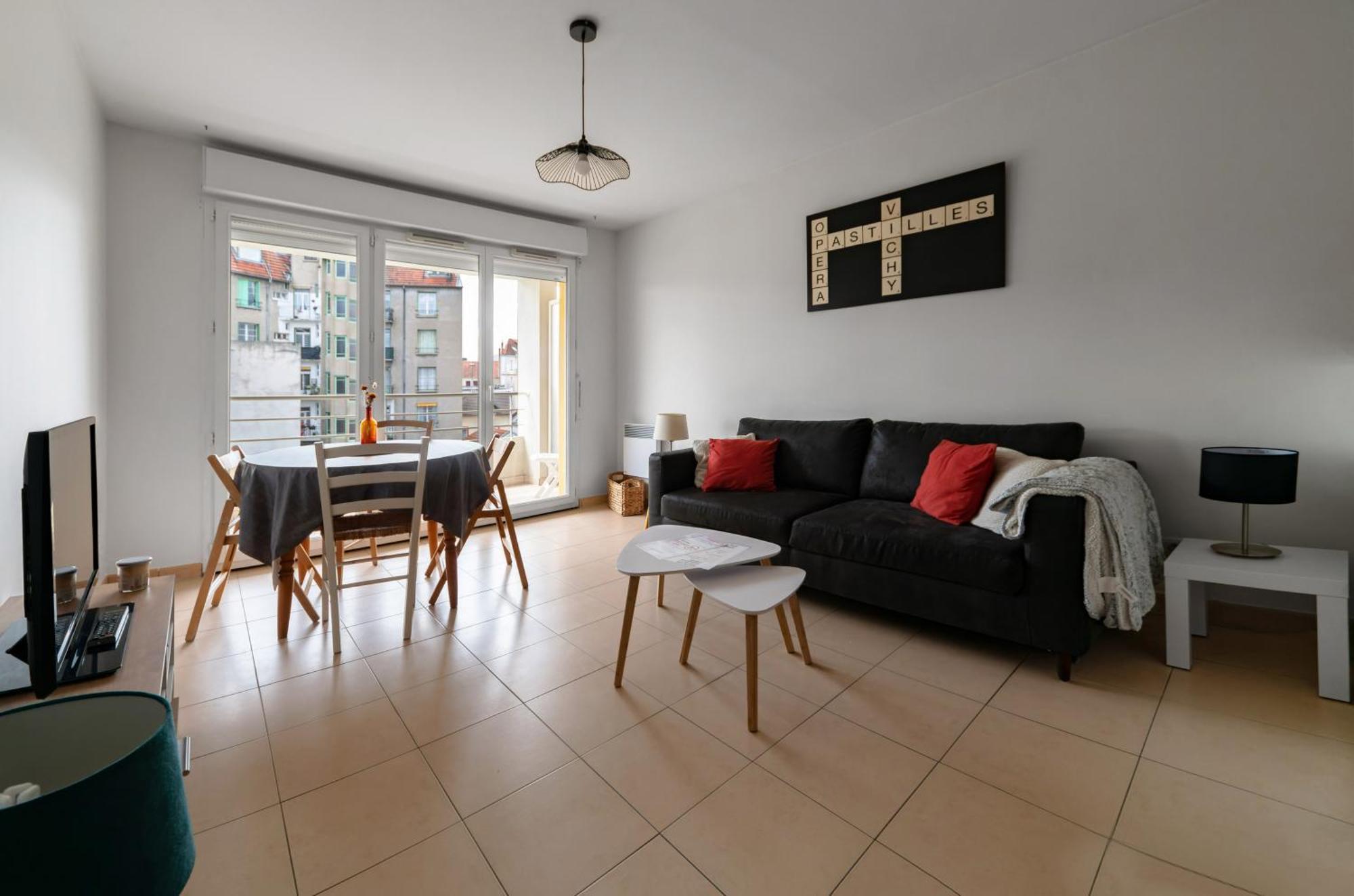 L'Eugenie - Appartement Design & Confort En Centre-Ville Vichy Exterior foto