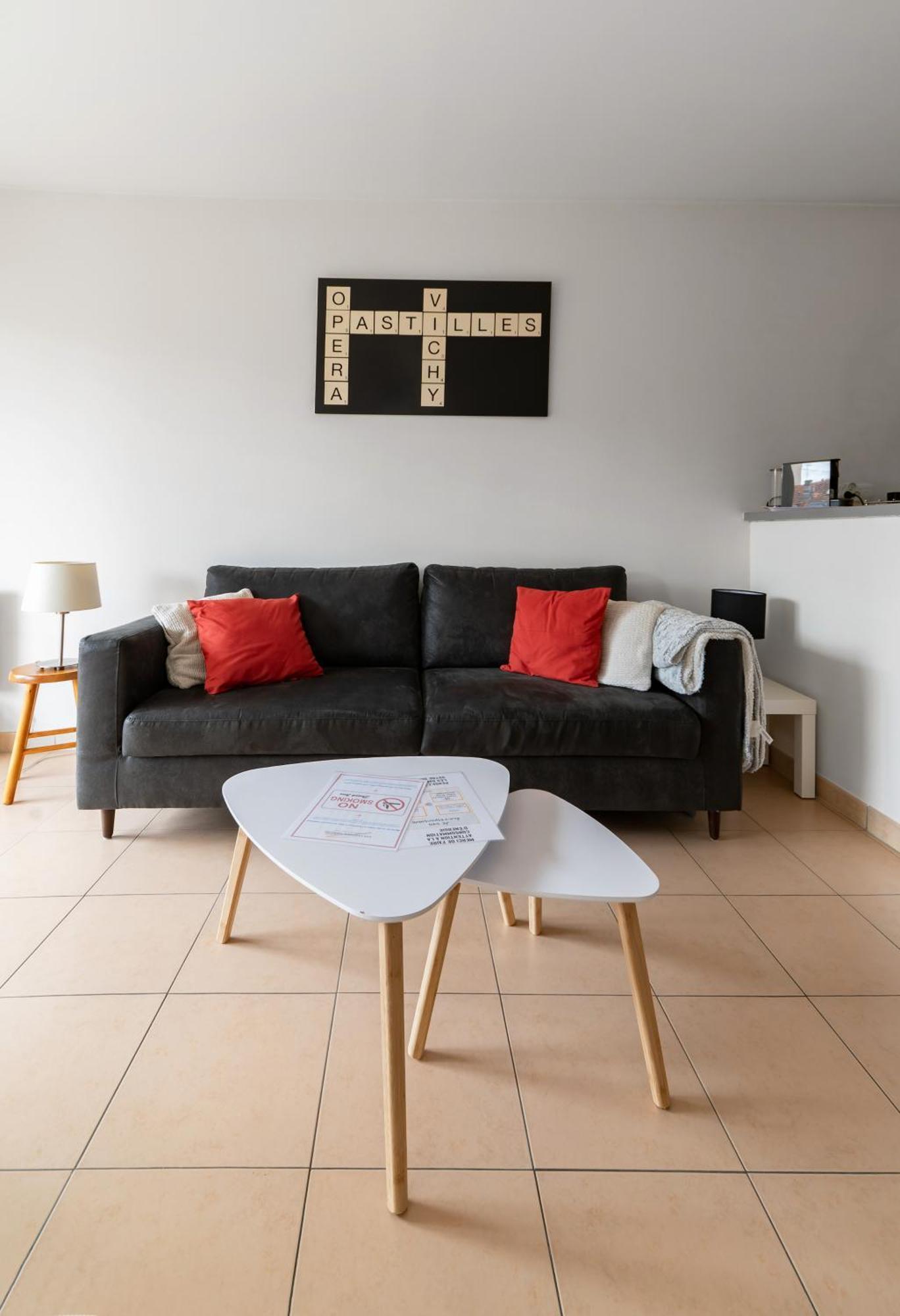 L'Eugenie - Appartement Design & Confort En Centre-Ville Vichy Exterior foto